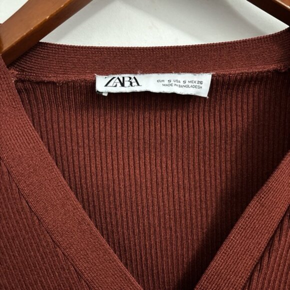 Zara Ribbed Cardigan - Picture 2 of 3